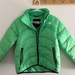 The North Face Women’s Vibrant Green Puffer Coat NWOT